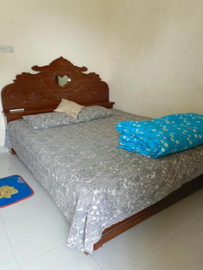 Star Night stay family Studio AC Apartment
